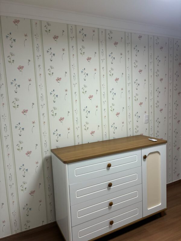 Papel de parede Ninho Serena instalado - foto de cliente